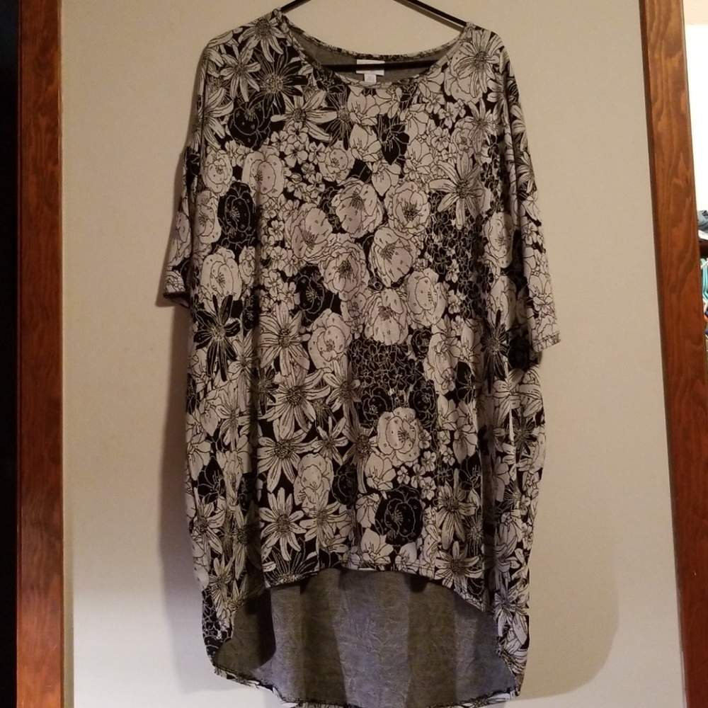 Black and white floral irma